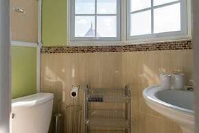 Sea Castle Vacation Villa