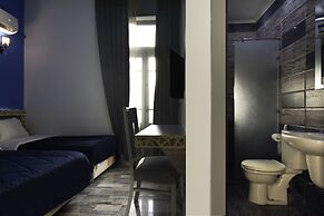 Australian Deluxe Hostel