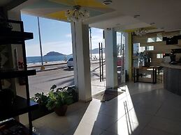 Hotel Playa Victoria