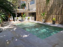 Hotel Ashly