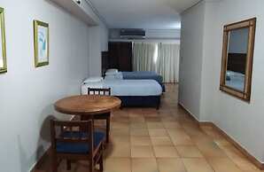 Hotel Tower House Suites