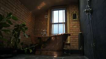 Simpsons Cottage - Grove Road Cottages