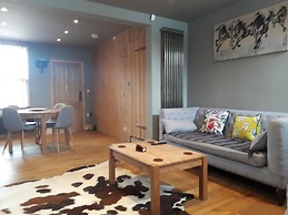 Simpsons Cottage - Grove Road Cottages