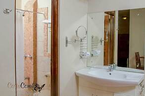 Hotel y Restaurante Costa Coral