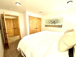 The Raspberry Garden Luxury Hotel & Suites