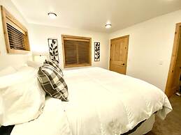 The Raspberry Garden Luxury Hotel & Suites