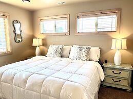 The Raspberry Garden Luxury Hotel & Suites