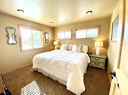 The Raspberry Garden Luxury Hotel & Suites