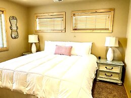 The Raspberry Garden Luxury Hotel & Suites