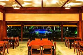 Retreat Siargao Resort