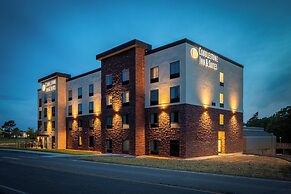 Cobblestone Inn & Suites - Fairfield Bay