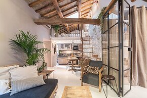 Navona Luxury & Charming Apartment