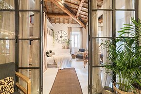 Navona Luxury & Charming Apartment