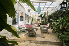 Manly Waves Studios & Apartments