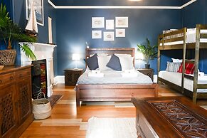 Manly Waves Studios & Apartments