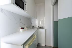 Manly Waves Studios & Apartments