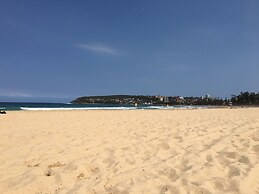 Manly Waves Studios & Apartments