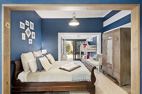 Manly Waves Studios & Apartments