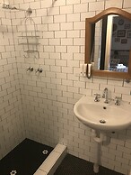 Manly Waves Studios & Apartments