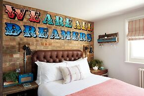 Artist Residence Brighton