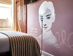 Artist Residence Brighton