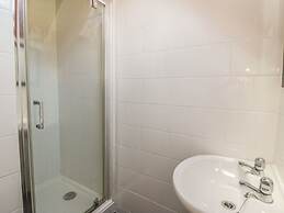 Crinan Canal Cottage