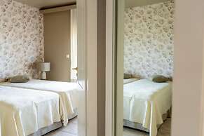Pentathlon Villas
