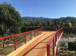 Gold Guest House & Bar