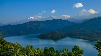 Begnas Yoga & Retreat