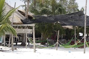 Sandbank Restaurant & Camping Koh Rong
