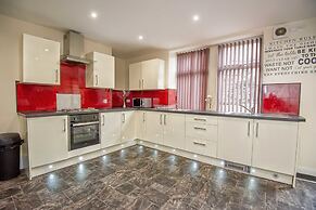 Snooze Apartments Flat 52