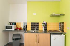 Snooze Apartments Flat 53