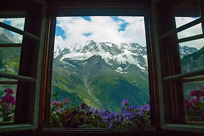 Mountain Hostel Gimmelwald
