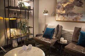 The Bedford Townhouse & Café