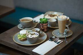 The Bedford Townhouse & Café