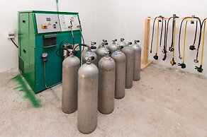 South Ari Dive Center