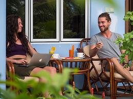 South Ari Dive Center