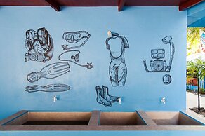 South Ari Dive Center