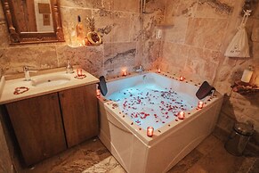 Nostalji Cave Suit Hotel