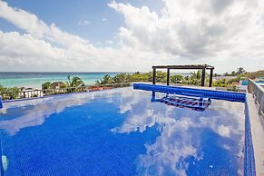 Villa Izcalli by PRP