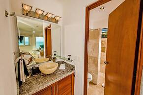 Villa Mar Azul by PRP