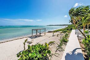 Villa Mar Azul by PRP