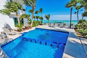 Villa Mar Azul by PRP