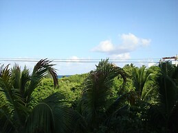 Las Brisas A201 by PRP