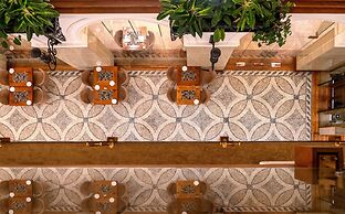 The Radh Hotel