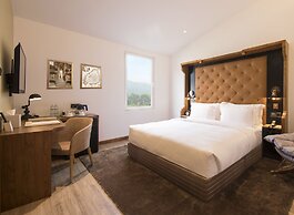 The Radh Hotel