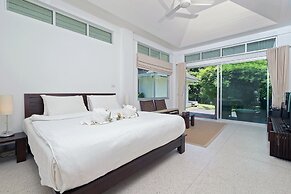 Ban Mok Talay Beachfront Villa