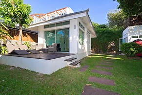 Ban Mok Talay Beachfront Villa