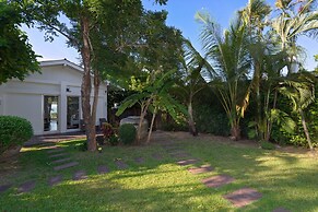 Ban Mok Talay Beachfront Villa