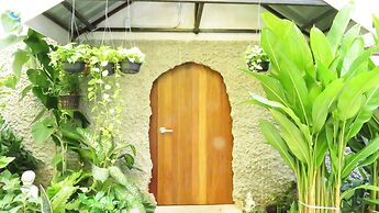 Baan 192 - Adults Only